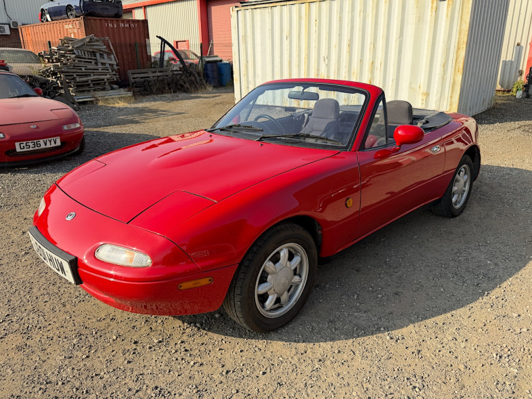 1994 Mazda MX-5 Mk1 NA 1.6 (UK Spec)