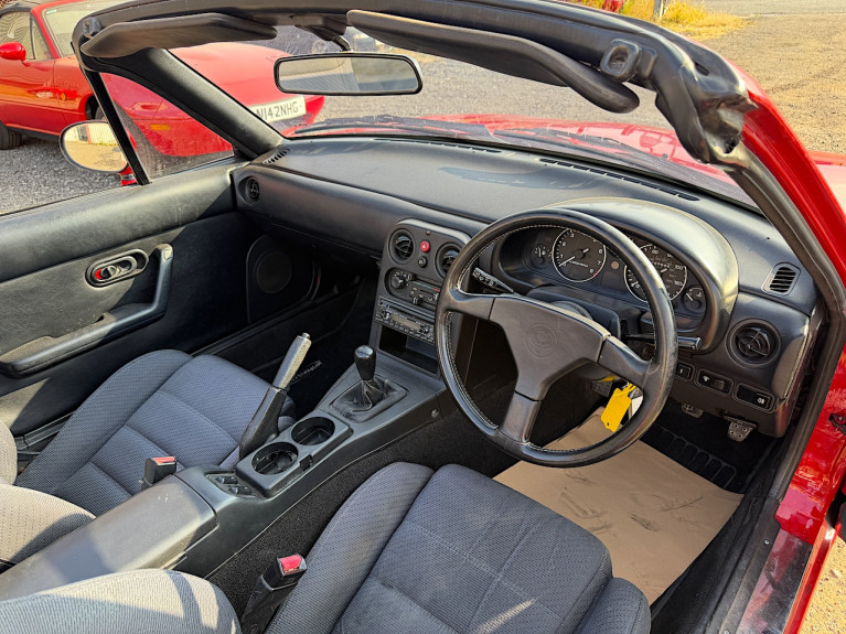 1994 Mazda MX-5 Mk1 NA 1.6 (UK Spec)