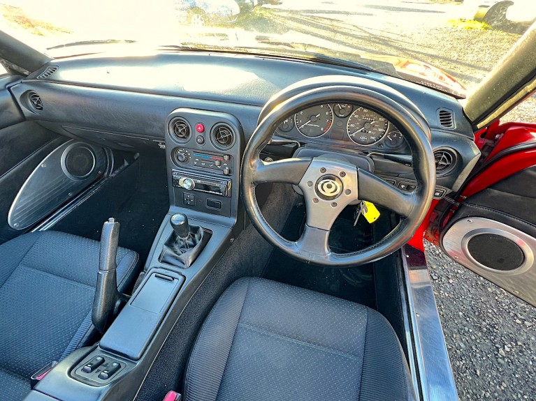 1994 Mazda MX-5 Mk1 1.8 (UK spec)