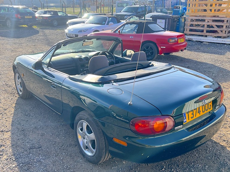 1999 Mazda MX-5 Mk2 1.8