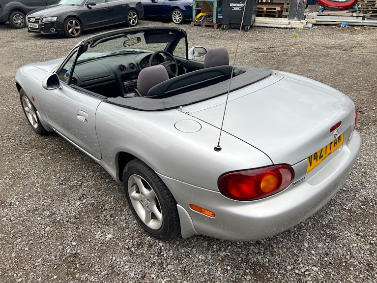 2000 Mazda MX-5 Mk2 1.6