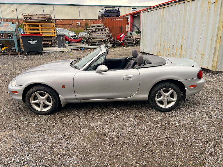 2000 Mazda MX-5 Mk2 1.6