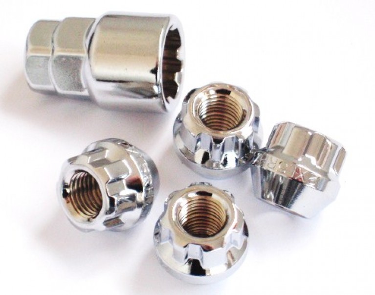 High security locking wheel nut set