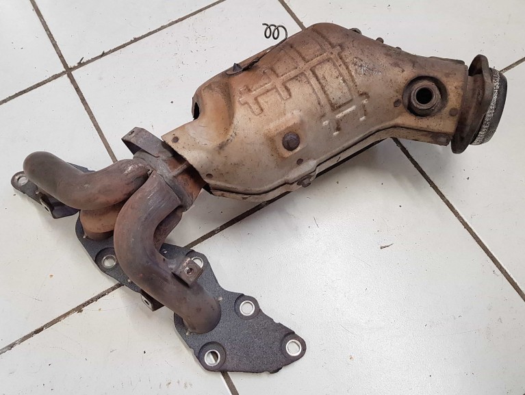 Exhaust Manifold & Cat - Mk3 (Used)