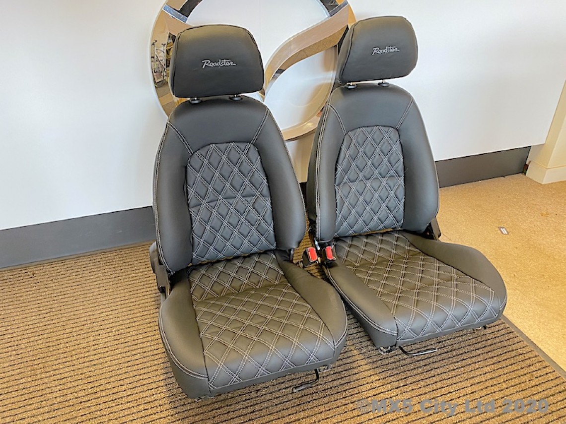 Mazda MX5 Diamond patterned seat set