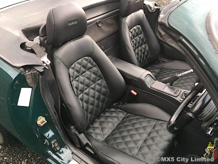 Diamond patterned seat set