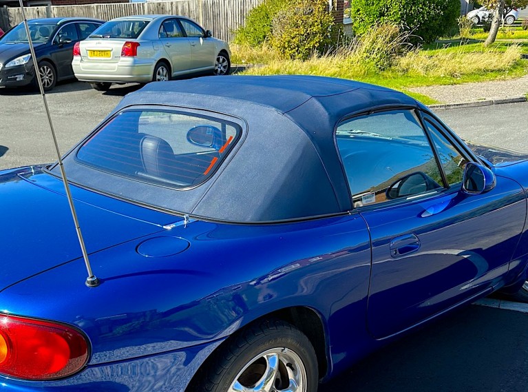 Blue Vinyl Hood with heated glass screen- Mk2/2.5